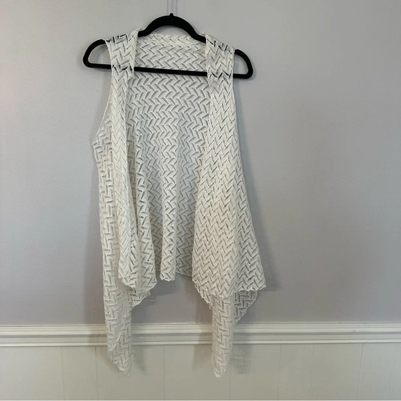 Women’s Cream Sleeveless Asymmetrical Open Draped Front Knit Detail Vest GUC - Picture 2 of 5